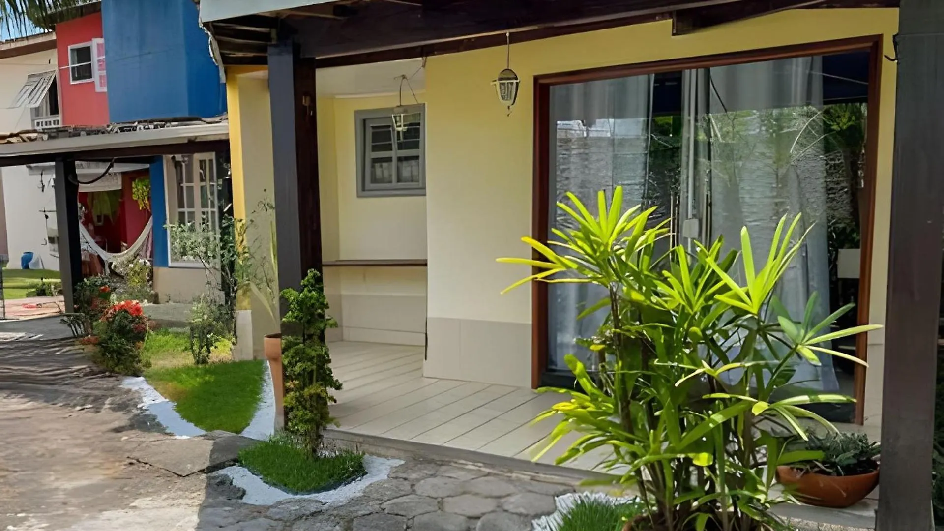 550M Da Praia; 2 Quartos; Wifi 300Mbs; Piscina; Churrasqueira; Estacionamento Gratuito 1 Carro بيت للعطل