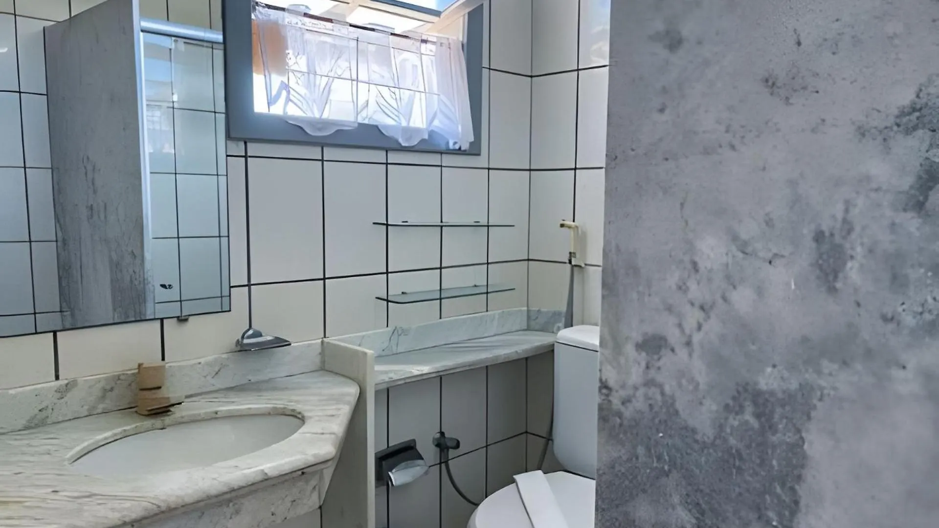 550M Da Praia; 2 Quartos; Wifi 300Mbs; Piscina; Churrasqueira; Estacionamento Gratuito 1 Carro بيت للعطل بورتو سيغورو