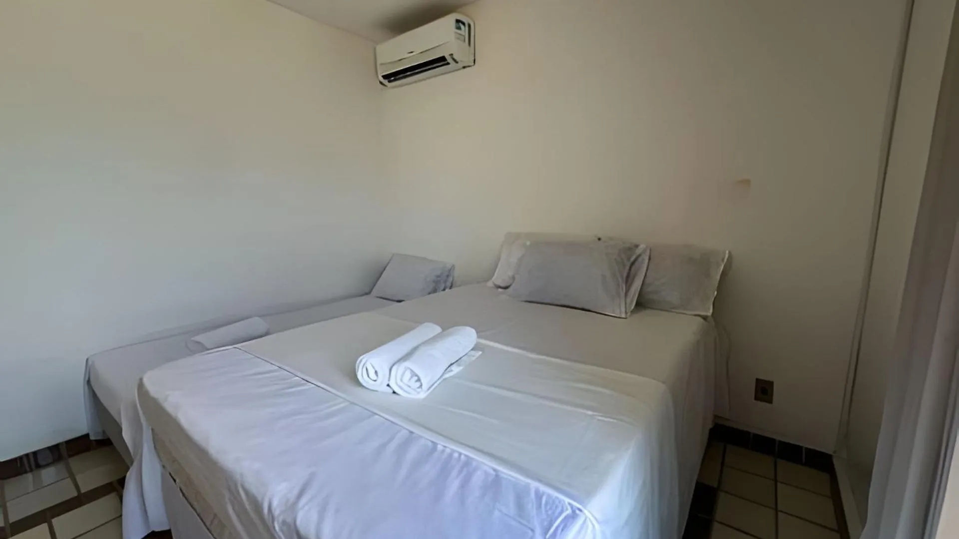 550M Da Praia; 2 Quartos; Wifi 300Mbs; Piscina; Churrasqueira; Estacionamento Gratuito 1 Carro بيت للعطل بورتو سيغورو