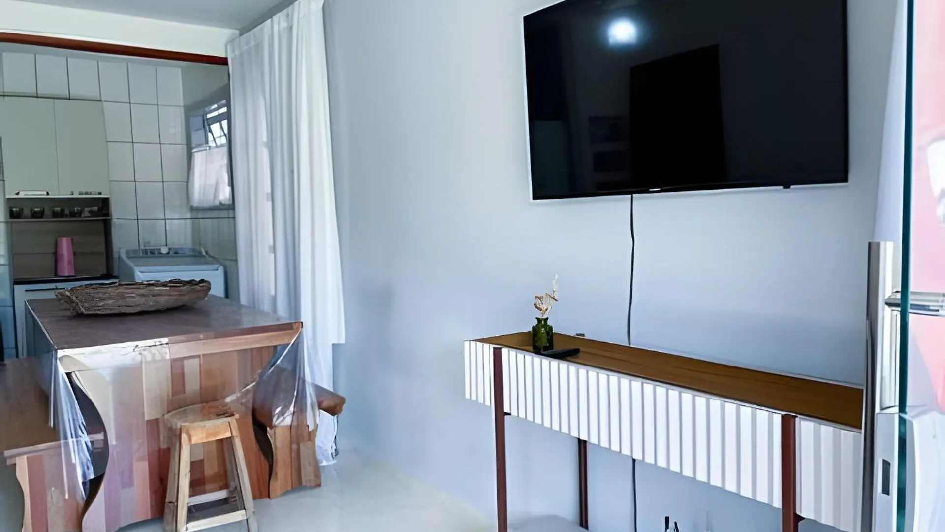 550M Da Praia; 2 Quartos; Wifi 300Mbs; Piscina; Churrasqueira; Estacionamento Gratuito 1 Carro 0*, بورتو سيغورو
